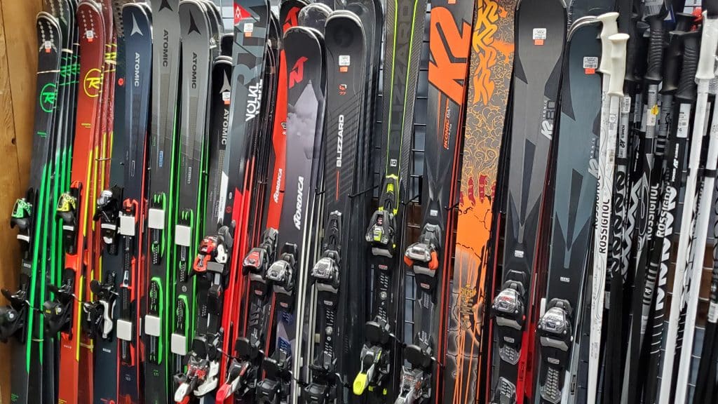 Your Ultimate Guide To Buying Skis And Snowboards: Expert Tips And Top ...